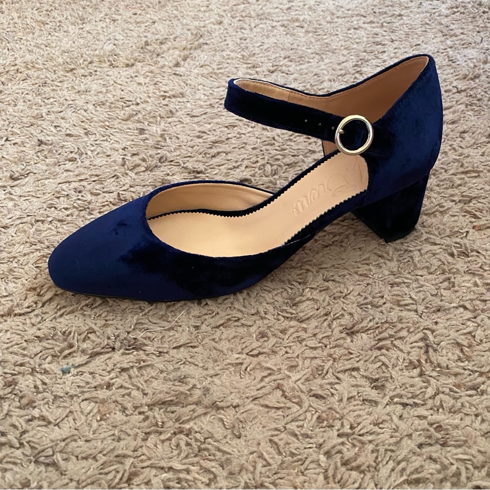 J. Crew navy velvet block heel Mary Jane